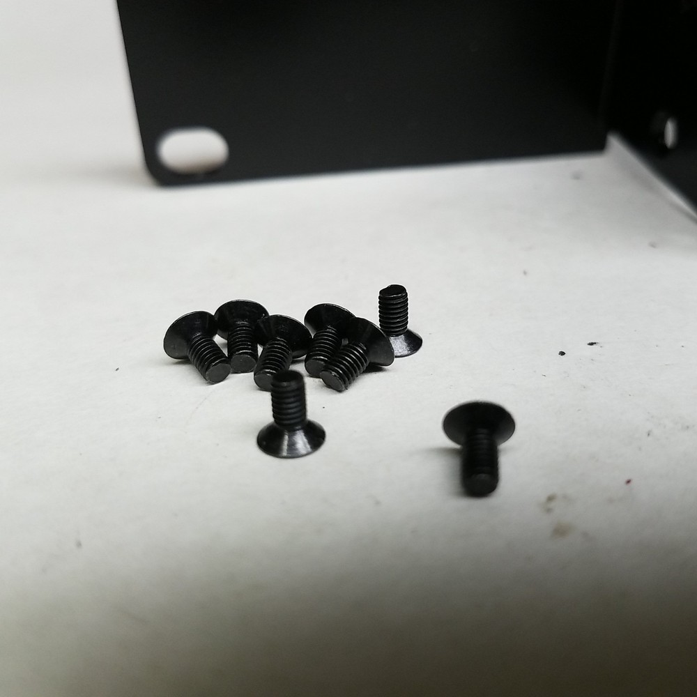 19 inch Rack Mounting Bracket Ears With Screws