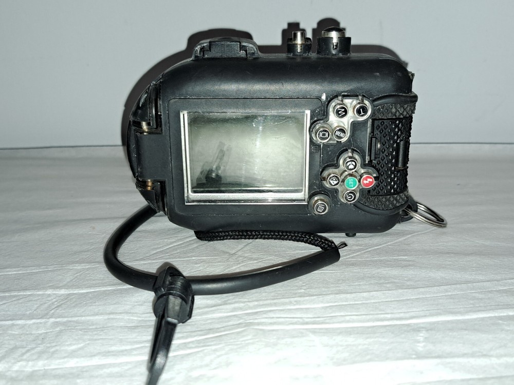 *read*Sealife DC 600 Camera With under water Case