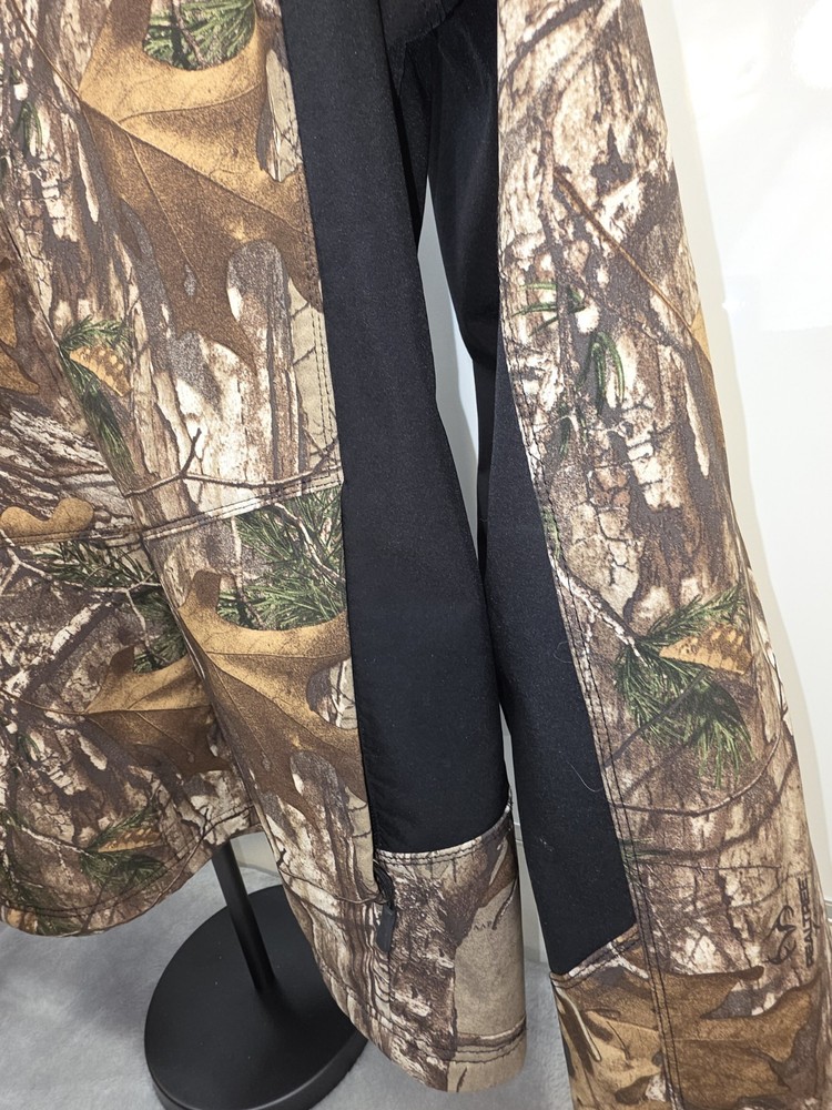 real tree camo jacket size large