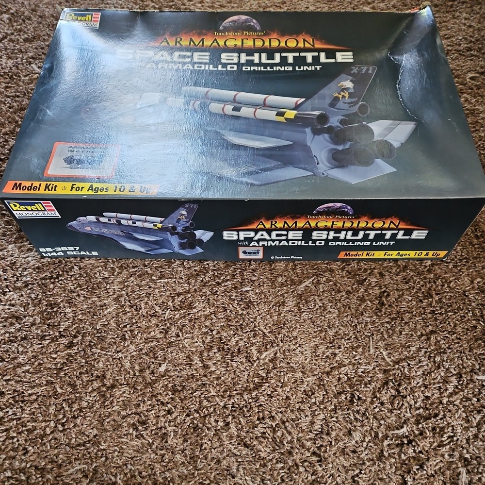 Revell Armageddon Space shuttle model kit Armadillo 1/144 OPENED BOX