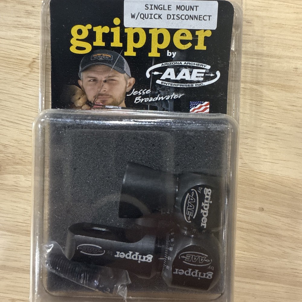 AAE Single Mount Gripper Offset Bracket With Quick Disconnect Model #GRASQD