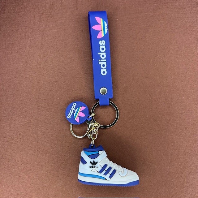 ADIDAS SNEAKER KEYCHAIN