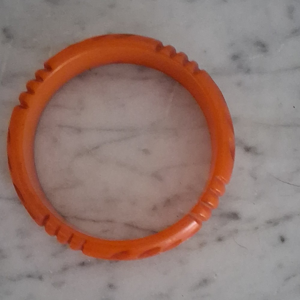 Vintage Orange Carved Bakelite Bangle Bracelet