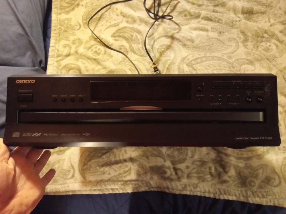 Onkyo DX-C390 6-Disc CD Carousel Changer  - Tested