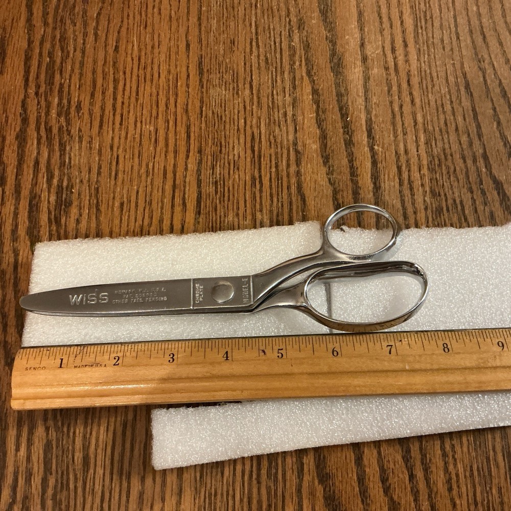 Wiss Pink-Rite,Model E Pinking Shears,gently used stored condition