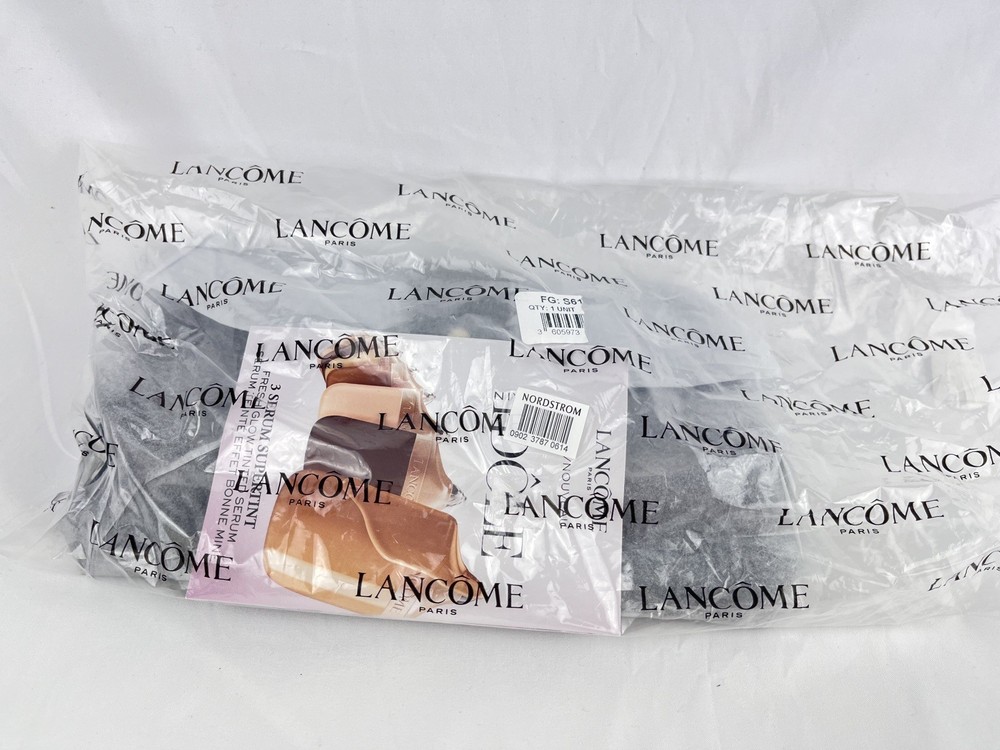 Lancôme Double-Zip Makeup Bag