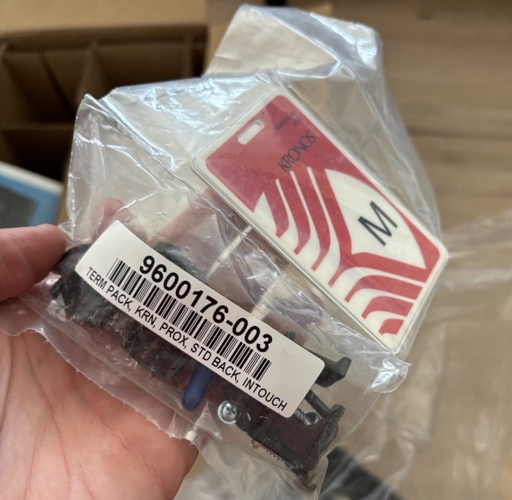 NEW Kronos Intouch 9000 Time Clock 8609000-013 Open Box