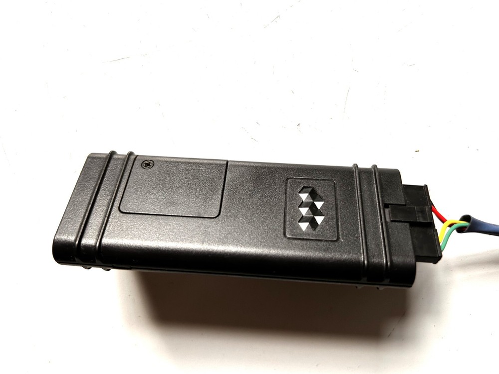 2011 - 2024 Nissan Leaf Front Under Dashboard panel GPS Tracker Module Phillips