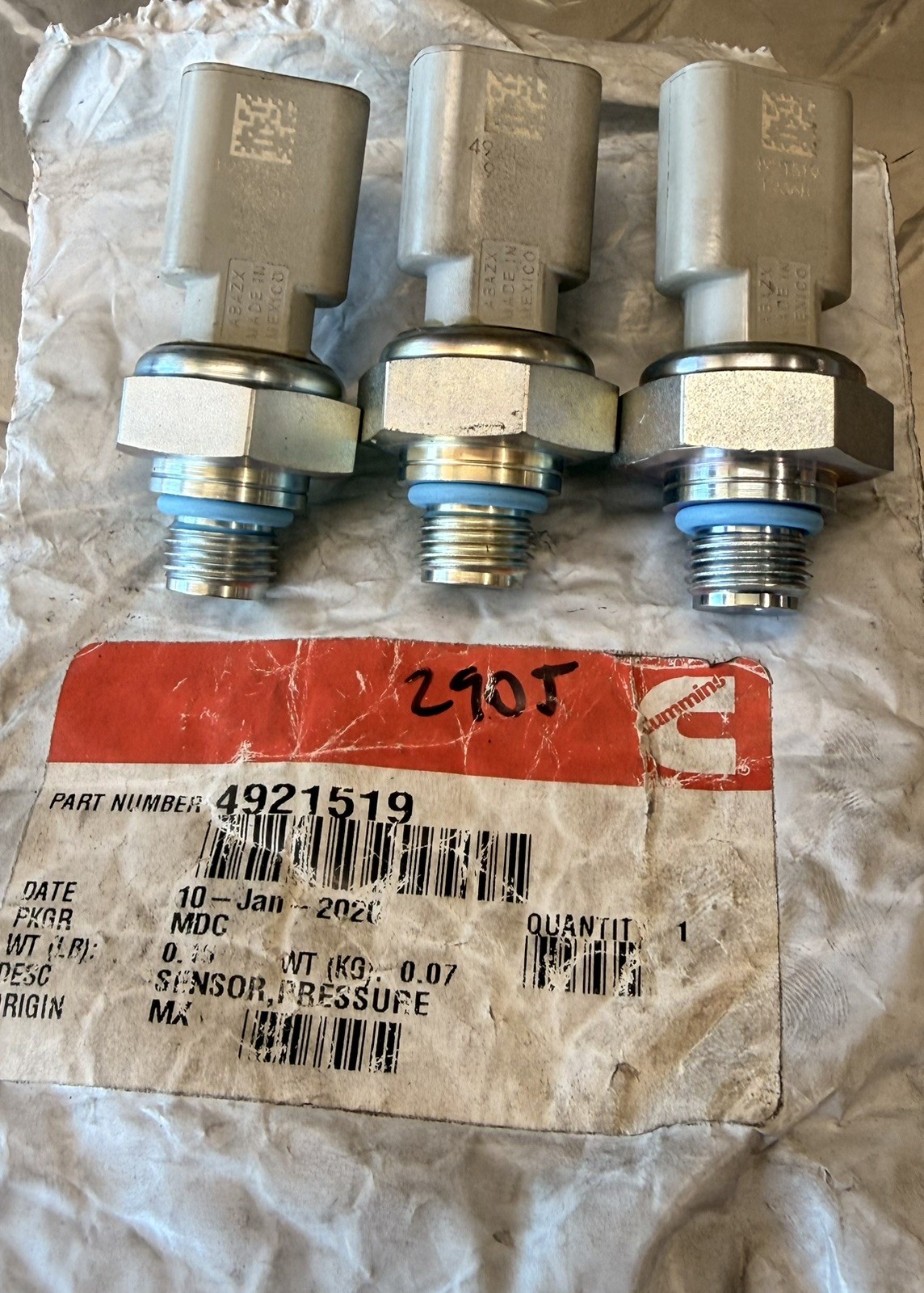 CUMMINS 4921519 PRESSURE SENSOR *NO PACKAGE* Qty 1