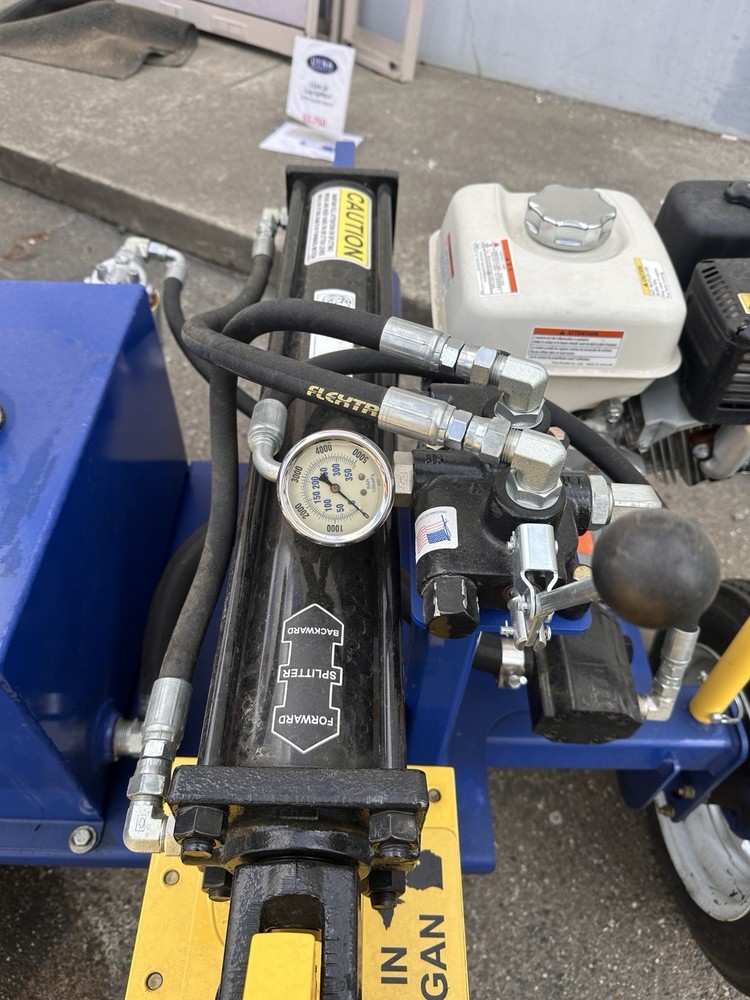 Dyna LS24-18 Log Splitter