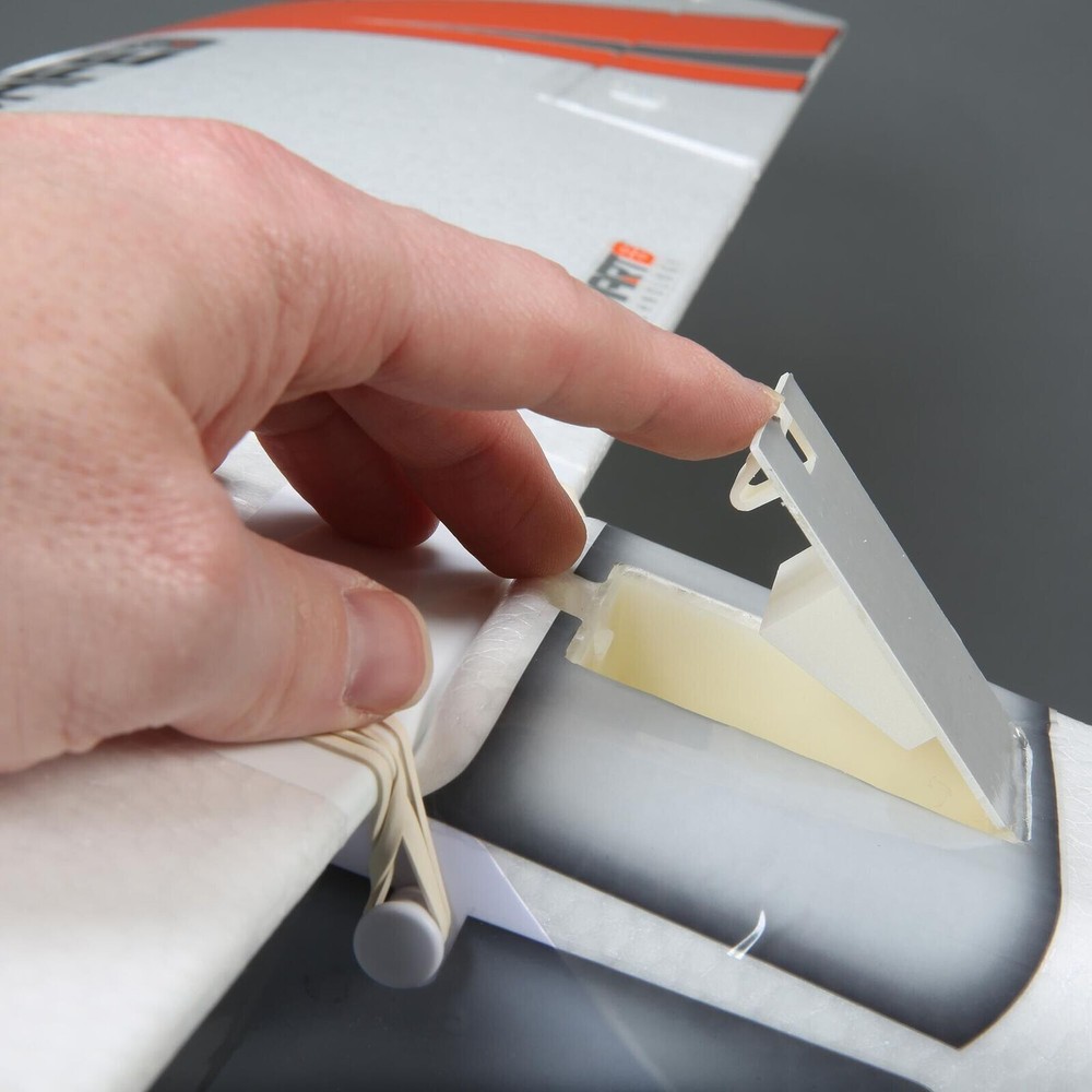 E-Flite EFL370001 Apprentice STS 1.5m RTF Basic Smart Trainer with SAFE HH