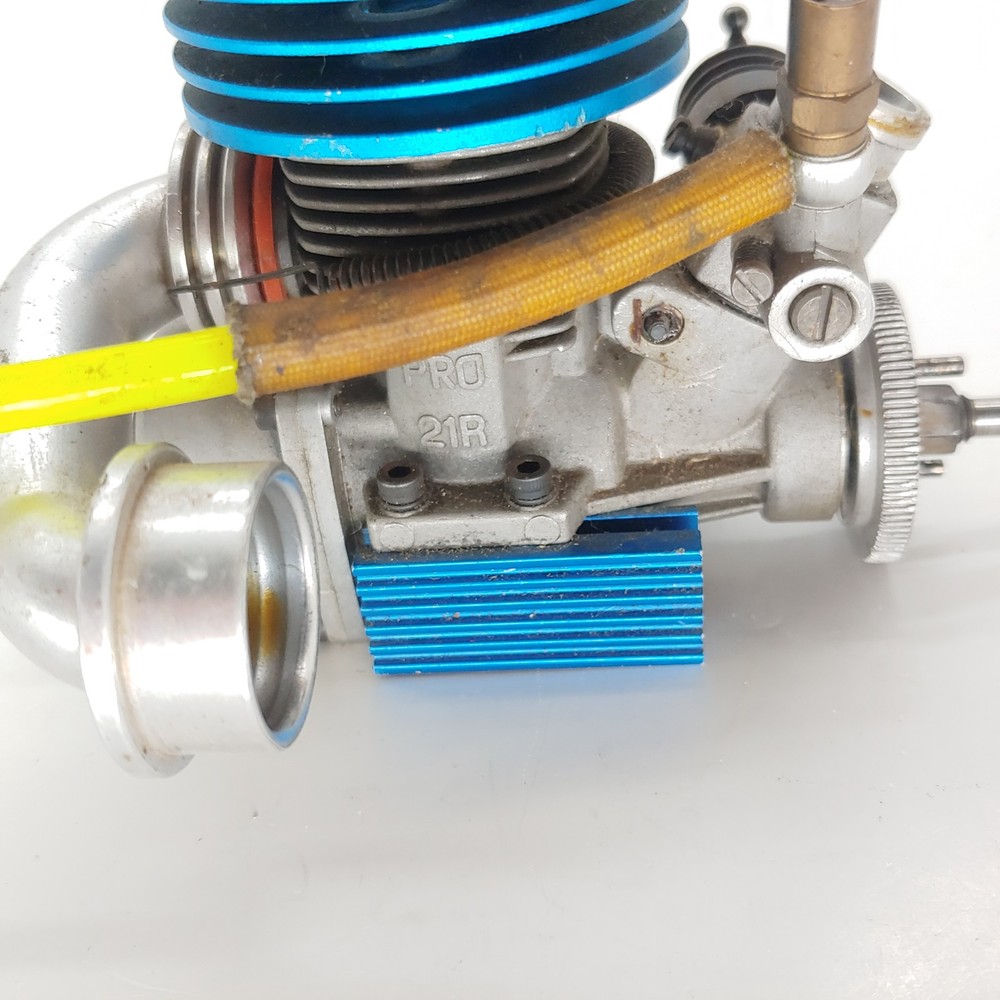 AS IS/READ: Team Associated Pro 21R Nitro Engine - Cracking Noise