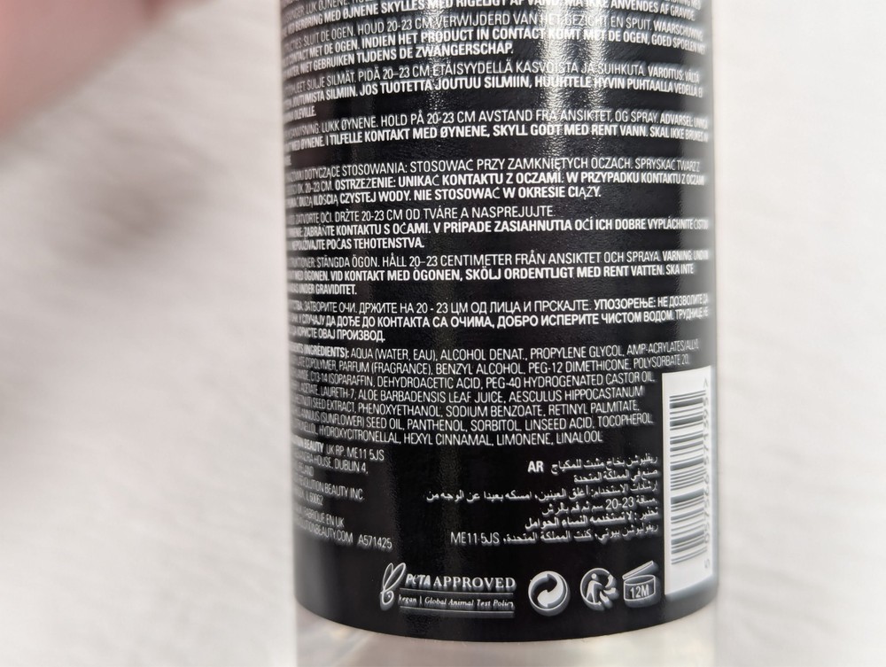 Makeup Revolution Infinite mattifying Spray - 100ml