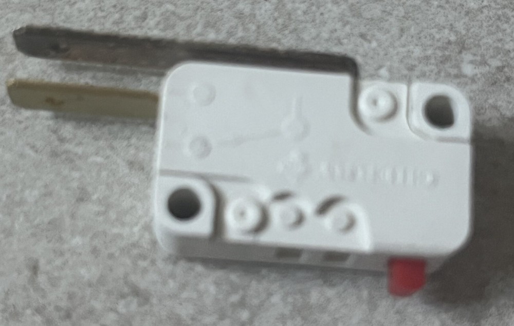 Cherry Taster Microschalter D417-YGAE Bosch Siemens Neff Constructa Spülmaschine