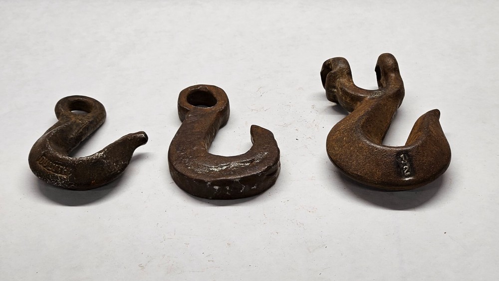 3 Vintage Log Chain Hooks Rigging Lifting 3/8" Diamond Duluth & Others