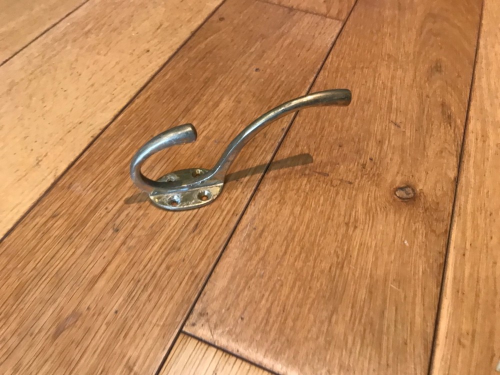 Brass Hat & Coat Hook Peg Wall Door Robe Clothes Hanger - Ref 83 - (YX2)