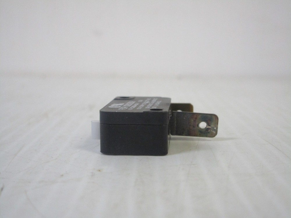Whirlpool Dishwasher Float Switch 8268909 V7-2A17E94-338 ASMN