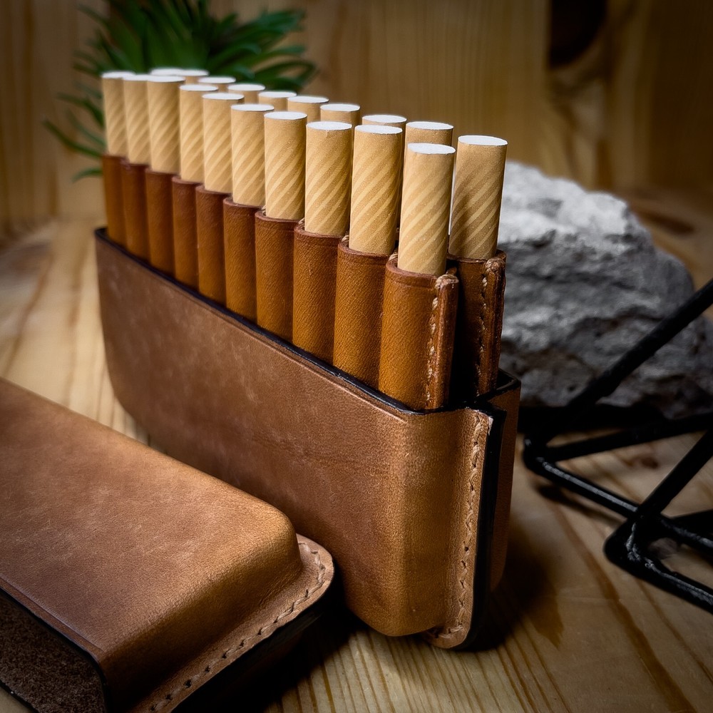 Leather handmade cigarette case PUEBLO premium leather