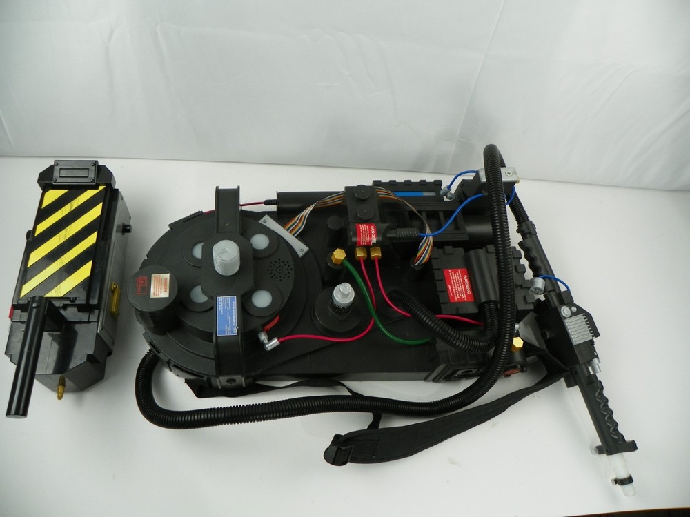 Ghostbusters Proton Pack Life Size Replica Lights, Sounds Ghost Trap Needs TLC