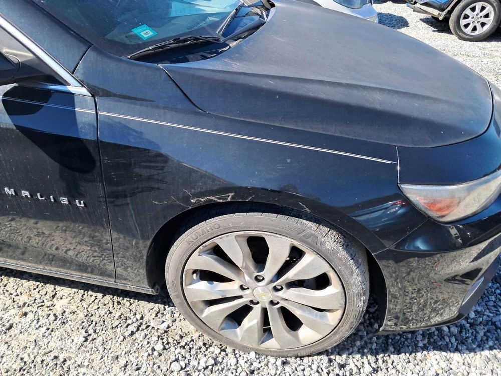 MALIBU 2017 Glove Box 4853260