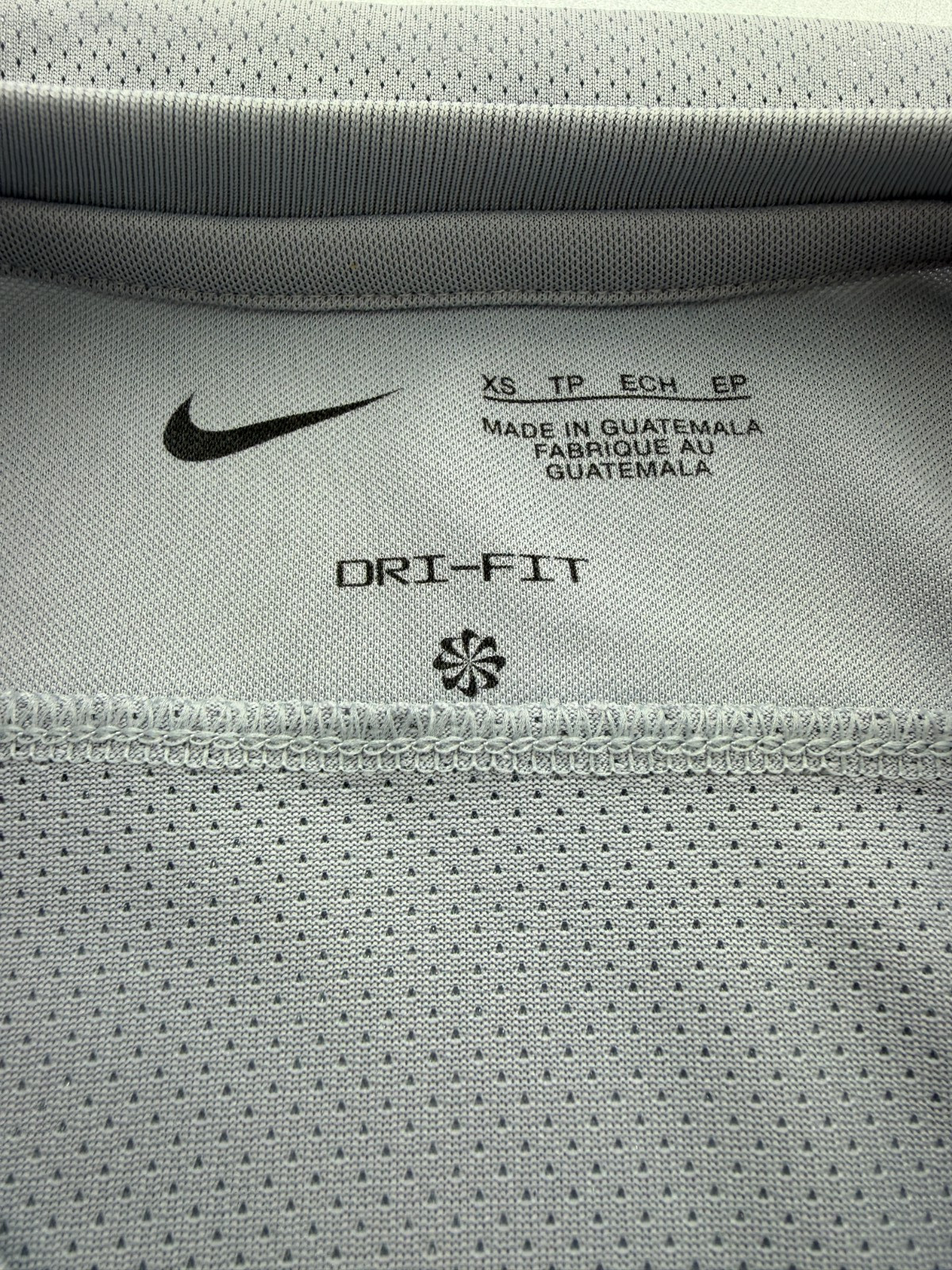 Nike Park VII Jersey Shirt, Women's Dri-Fit Short Sleeve Shirt, Moisture Wicking