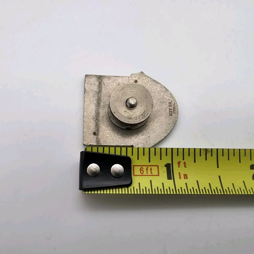 US Army 309th Infantry Regiment Crest Screw Back