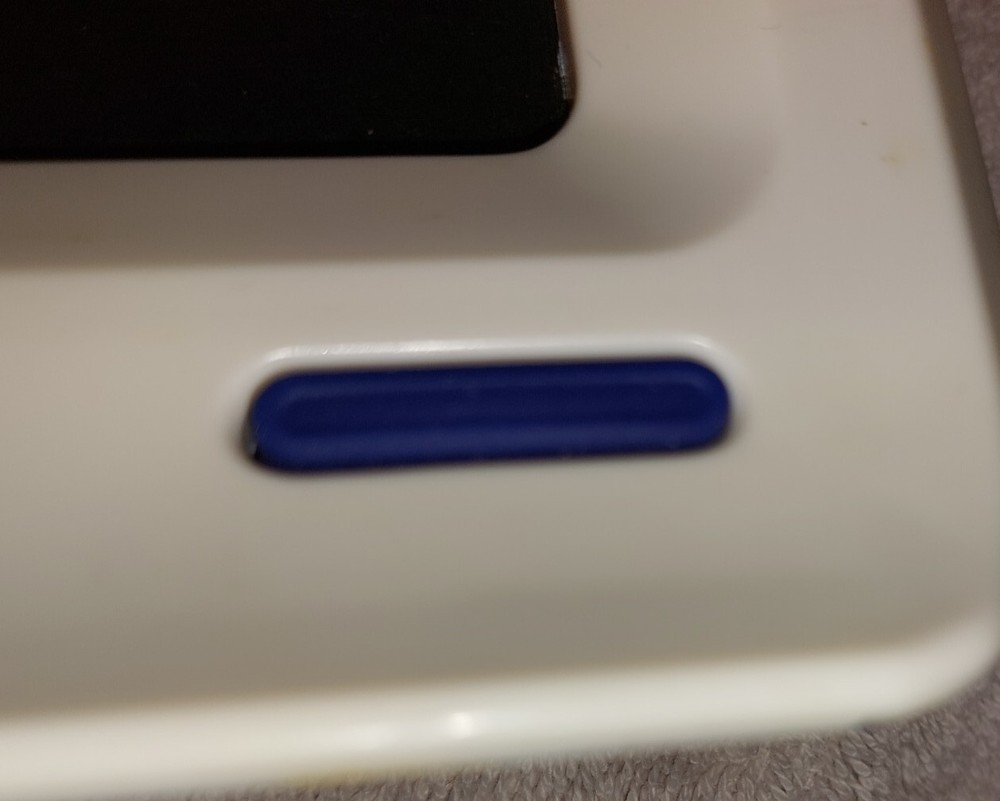 CRAYOLA WIDESCREEN LIGHT DESIGNER Lighted Eraseable Marker Board Pre-Owned