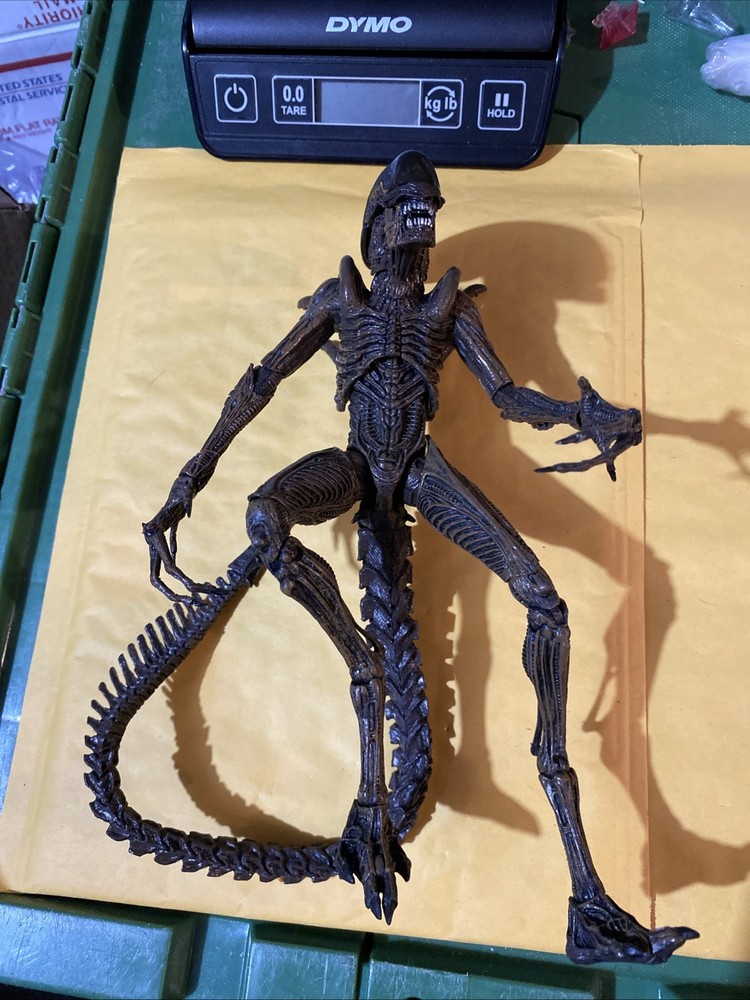 NECA Alien Resurrection Xenomorph Warrior Loose