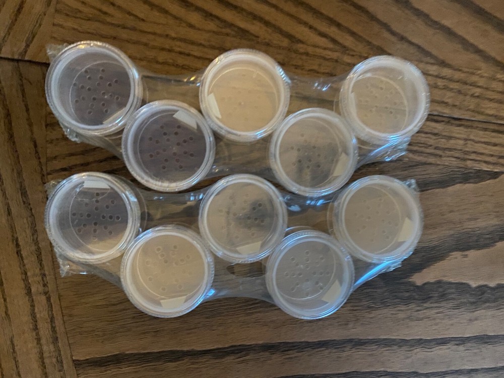 30 gram clear makeup jar w/ sifter and lid