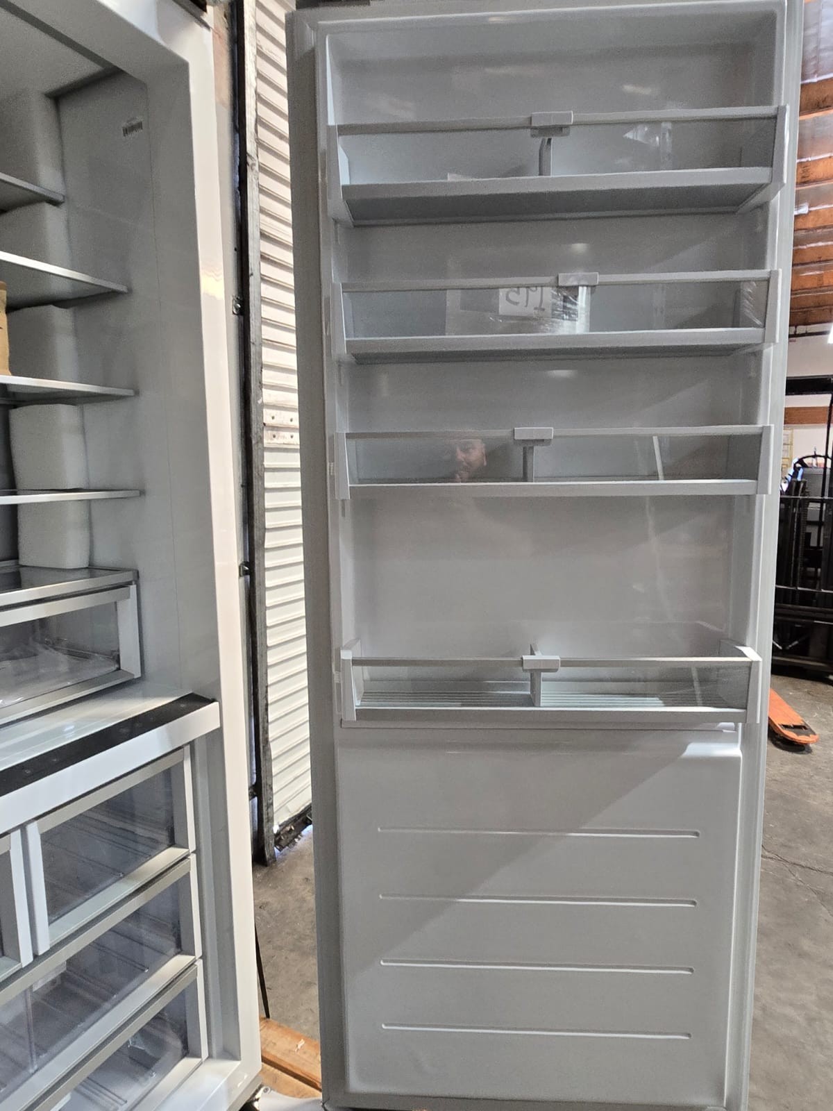 Fisher & Paykel Series 9 RS3084FRJ1 30" Panel Ready Freezer Column Right Hinge