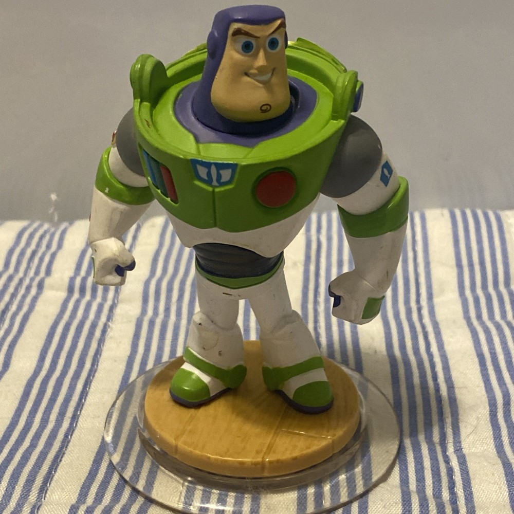 Lot 6: Disney Infinity | Pixar | Buzz Star Command Ship Tow Mater Nemo Ichabod