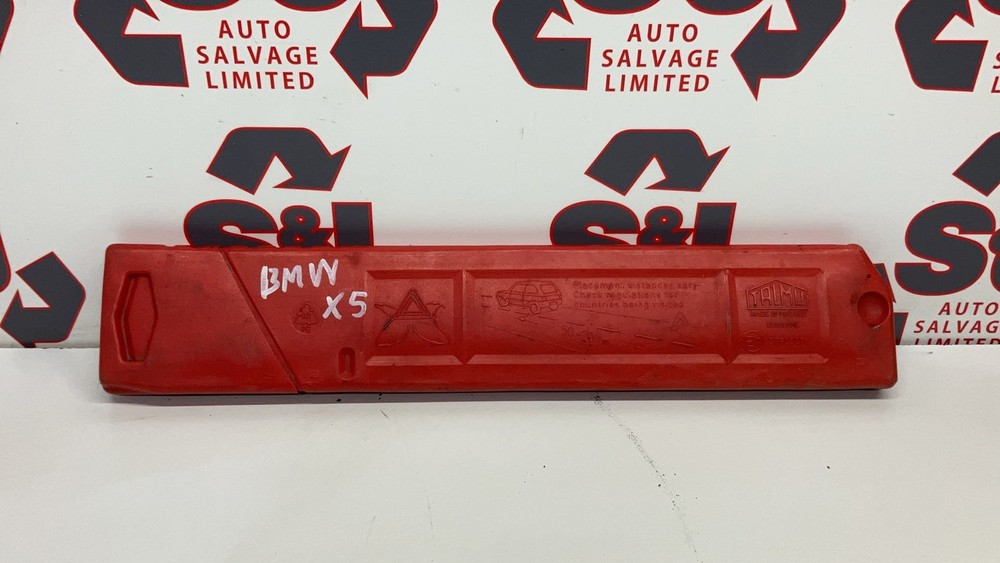 Bmw X5 08-10 Warning Triangle