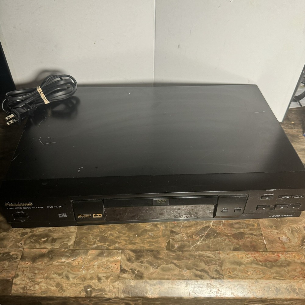 Panasonic DVD-RV30 Video DVD / CD / Player. TESTED & WORKING