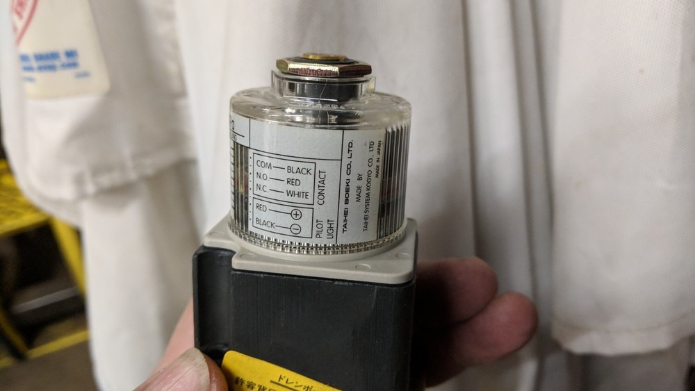 one TAIHEI BOEKI Pressure Switch TDV-3L24
