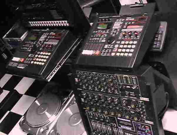 Ensoniq Mirage Sampler..Classic Rare!