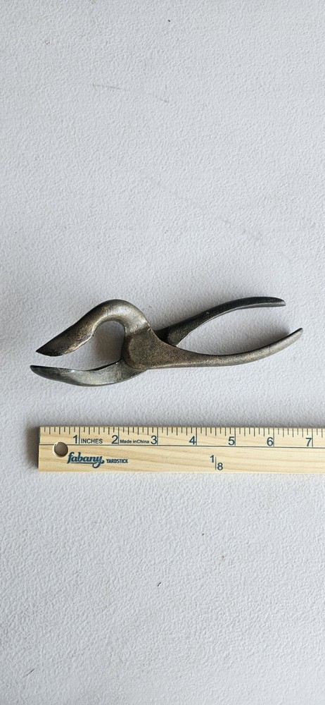 Vintage Ketchum Humane Poultry Killer