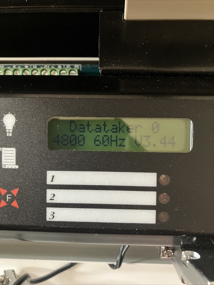 Datataker 600 Data Logger 1200 60Hz with Accessories and Manuals