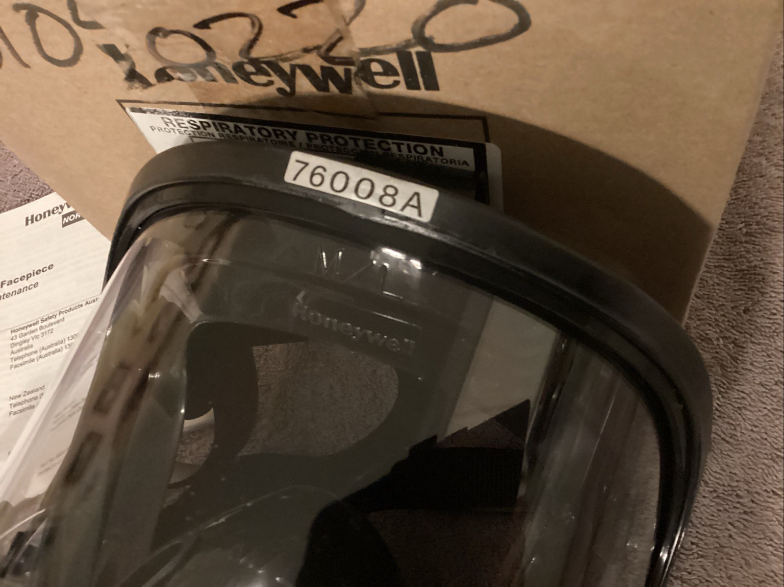 HONEYWELL NORTH 760008A … 7600 Series M/L Full Face Respirator Mask…NEW😀