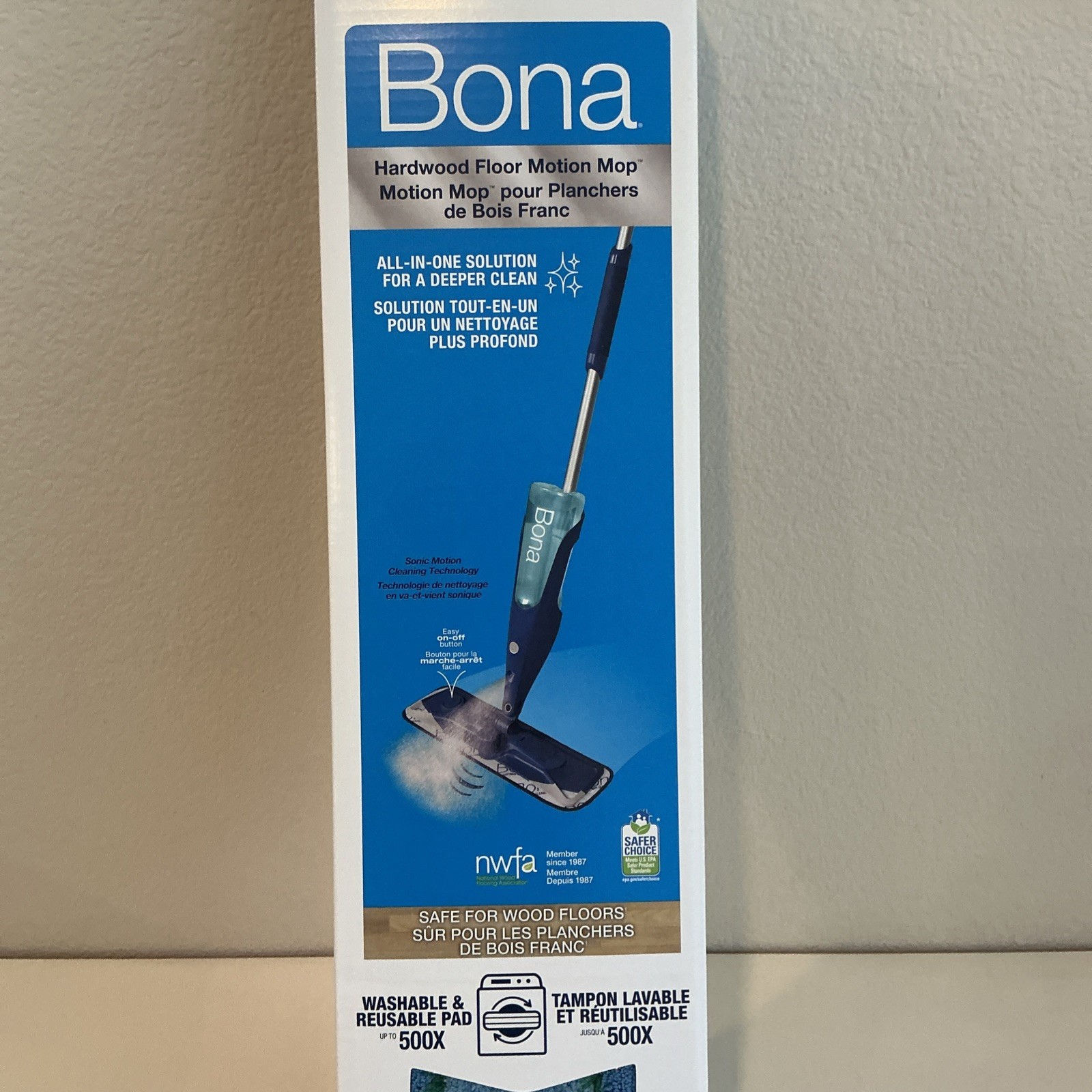 Bona PowerPlus Premium Motion Spray Mop for Hardwood Floors - Kit