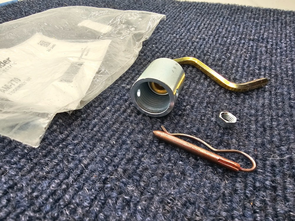 Schneider Electric AM-770 Linkage Assembly