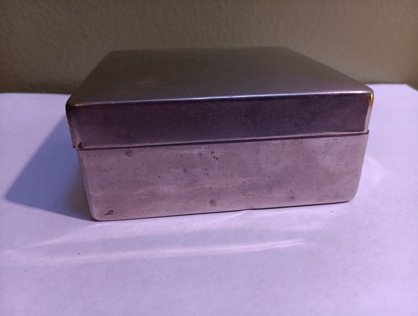 Vintage 3.5 x 3.5 x 1.5 Inch Metal Box/case - Leather/Wood - Cigar/Cigarette