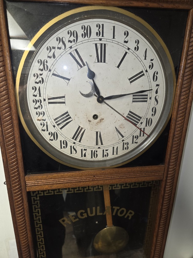Vintage E. Ingraham Co. Regulator Wall Clock, Calendar Dial. 1880-1910