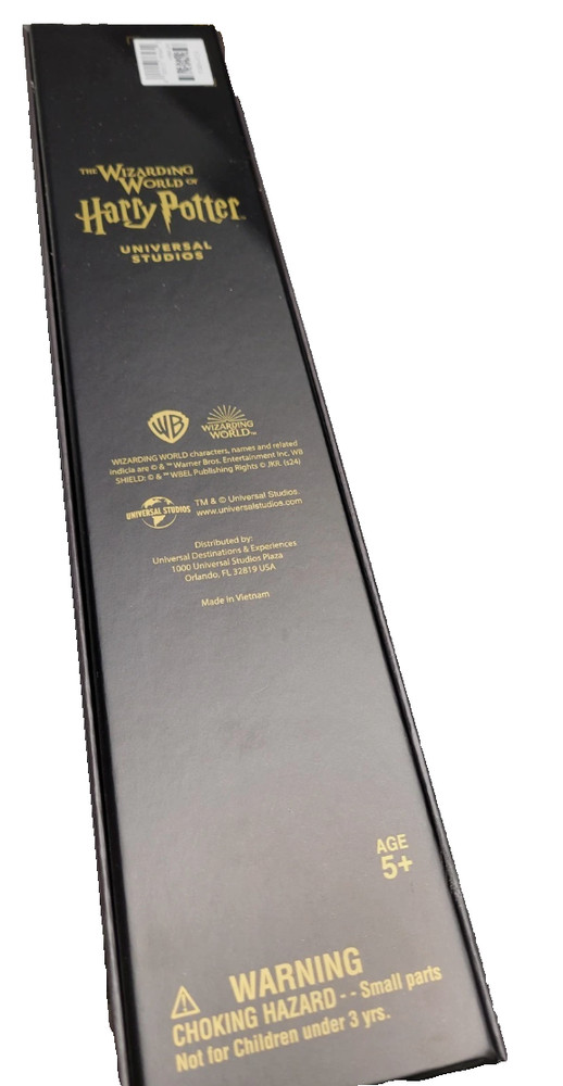 Universal Studios Harry Potter 2nd Gen Interactive Wand – Red Gem – NEW