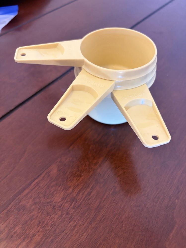 Vintage Tupperware Measuring Cups Stacking  Mustard Yellow READ