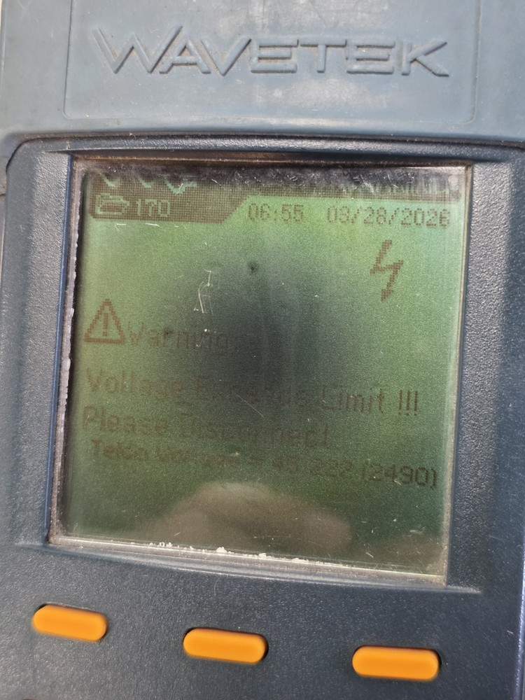 Wavetek LT8600 Cable Certifier Cat5 Cat5e w/ Adapters & Calibrator AS-IS