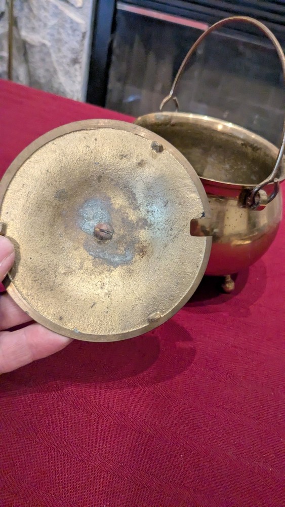 Solid Brass Smudge Pot Firestarter Cauldron W/Lid (No Wand) Excel. Cond.