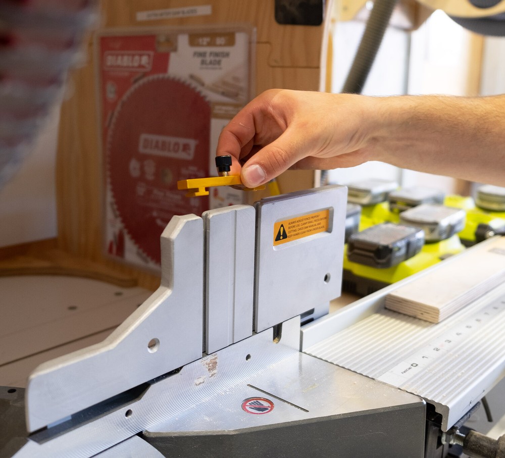 FastCap Crown Stop Fence