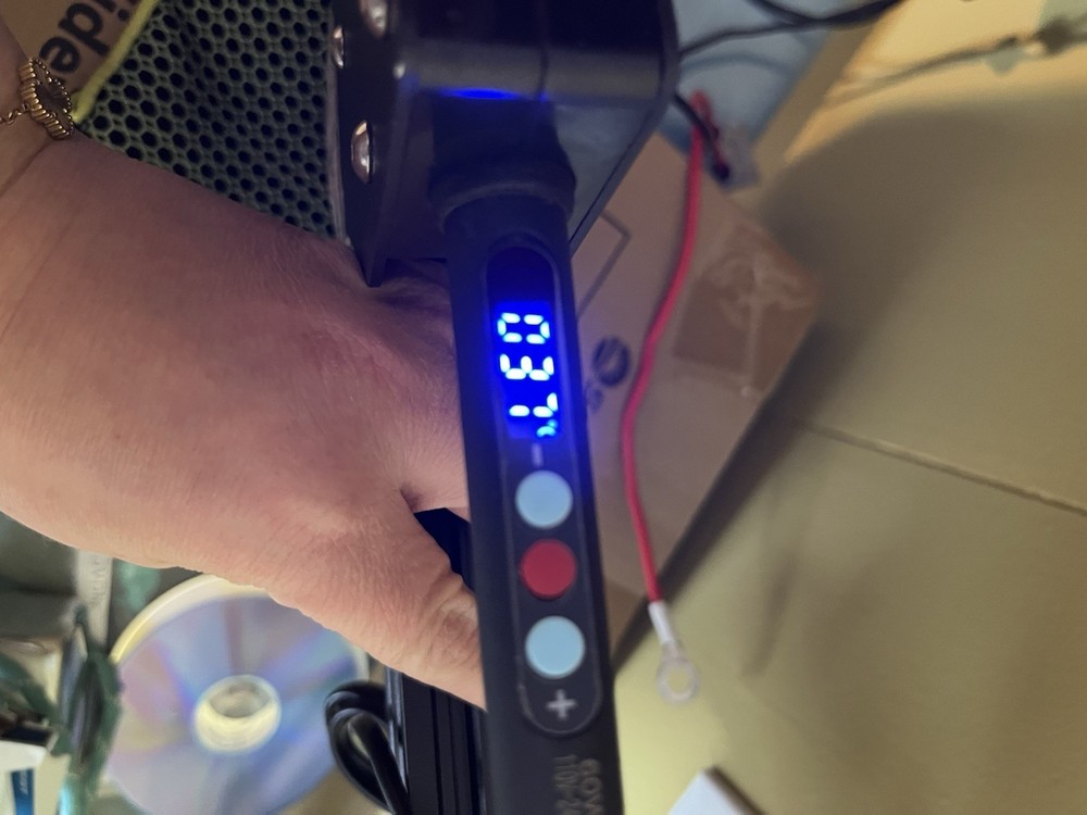 Cxydm Vertical Heat Pressing Machine With380PCS Threaded Inserts