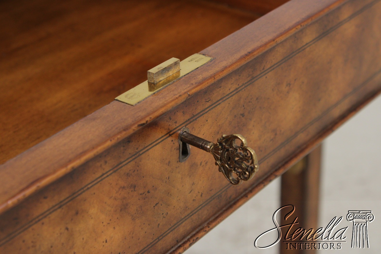 72329: MAITLAND SMITH Burl Wood 3 Drawer Writing Desk Console