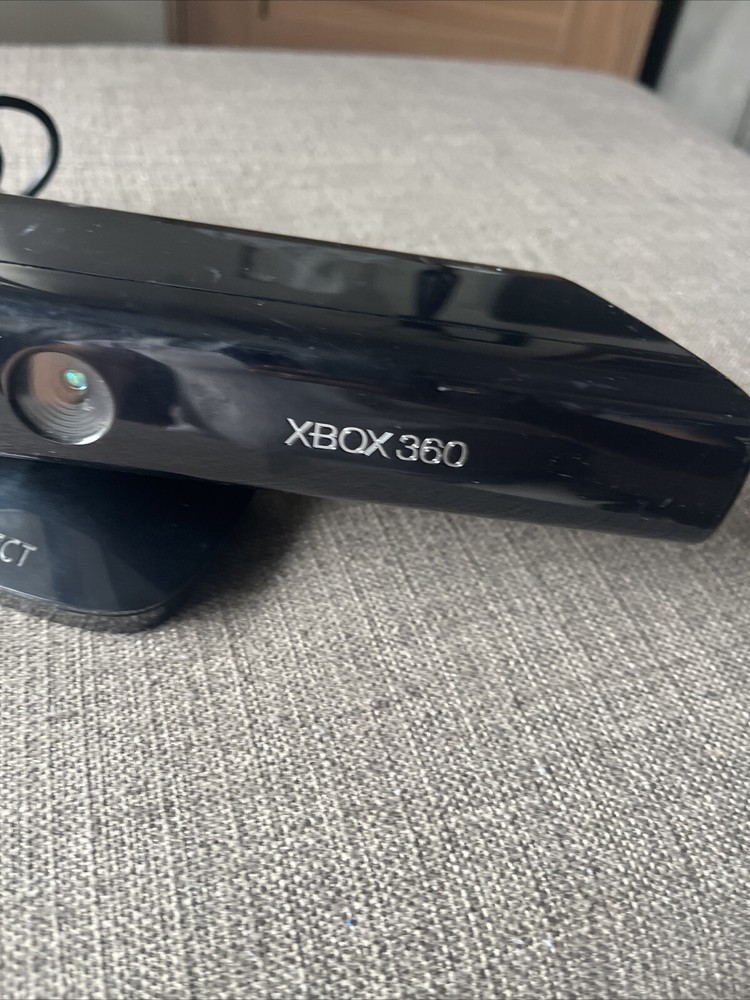 Official Microsoft Xbox 360 Kinect Motion Sensor Bar! ~ Works Great! Fast Ship!